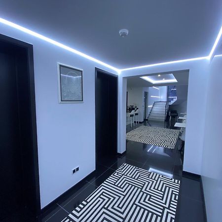 The Rock Hostel Понта-Делгада Экстерьер фото